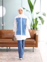 ⁦قميص صيفي⁩ - الصورة ⁦2⁩