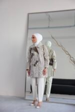 ⁦قميص مخطط⁩ - الصورة ⁦6⁩